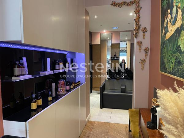 Triangle d'Or Local commercial 52m² à Bordeaux