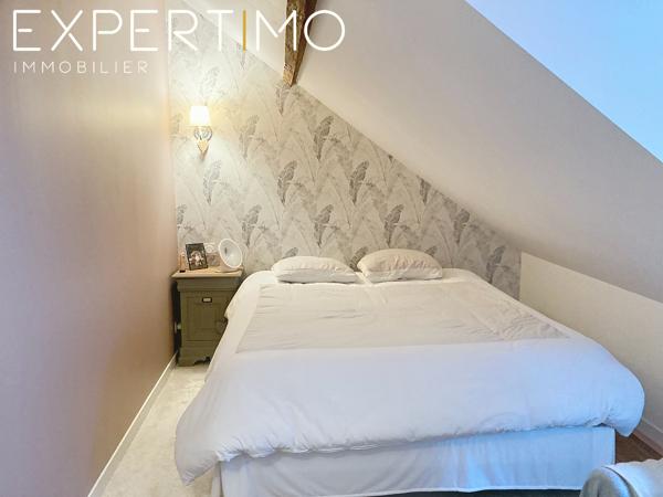 EXCLUSIVITÉ - QUARTIER TOUTES-AIDES - MAISON EN PIERRE ENTIÈREMENT RÉNOVÉE, 2 CHAMBRES - DPE C