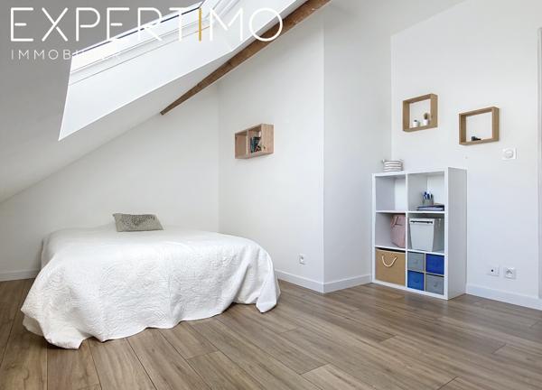 EXCLUSIVITÉ - QUARTIER TOUTES-AIDES - MAISON EN PIERRE ENTIÈREMENT RÉNOVÉE, 2 CHAMBRES - DPE C