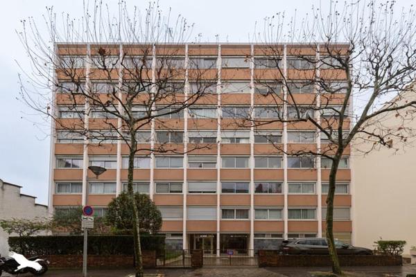 Appartement à vendre |  Courbevoie |  2 pièces | 46 m²