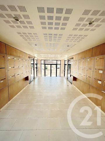 Appartement F2 à vendre  2 pièces - 60 m2 VAULX EN VELIN - 69