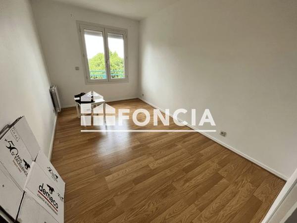 Location Appartement 3 pièces 67.1 m² - 1 RUE COPENHAGUE Elancourt 78990