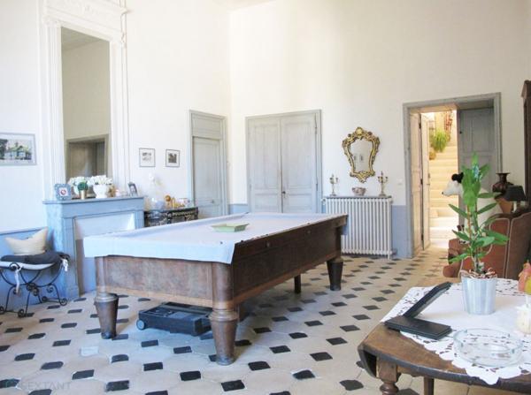 ANCIEN LOGIS 450M² CENTRE VILLAGE AVEC PARC ARBORE