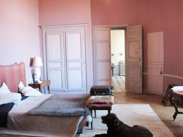 ANCIEN LOGIS 450M² CENTRE VILLAGE AVEC PARC ARBORE