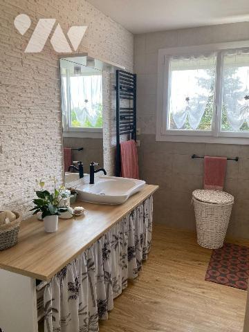 Maison à vendre à La Salle-de-Vihiers (49310), Entre Chemillé et Vihiers. À découvrir sans tard...