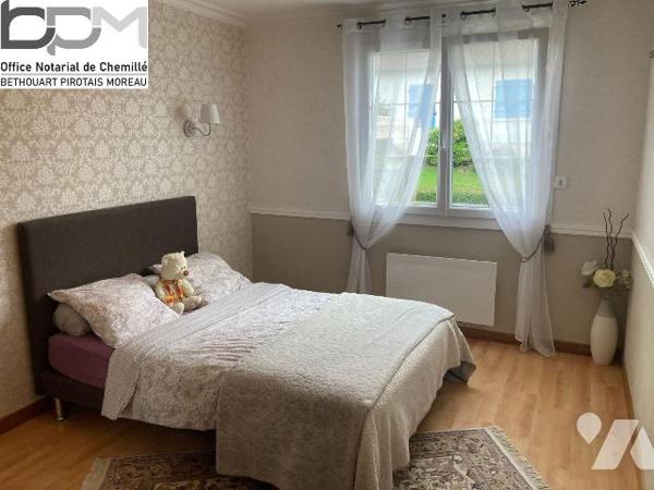 Maison à vendre à La Salle-de-Vihiers (49310), Entre Chemillé et Vihiers. À découvrir sans tard...