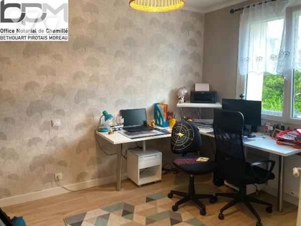 Maison à vendre à La Salle-de-Vihiers (49310), Entre Chemillé et Vihiers. À découvrir sans tard...