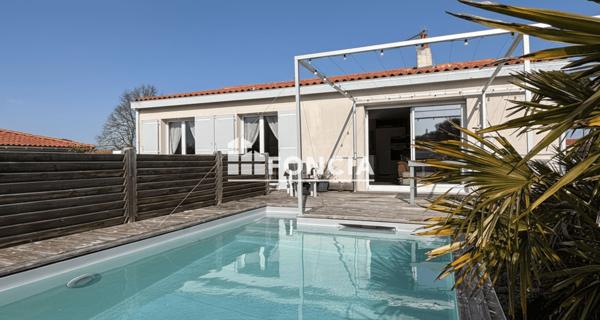 À vendre Maison 7 pièces 144 m² - Angoulins 17690