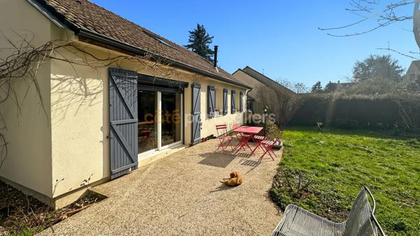 Location
                Local commercial140 m² - 8 Pièces -
                    BRIE COMTE ROBERT (77170)