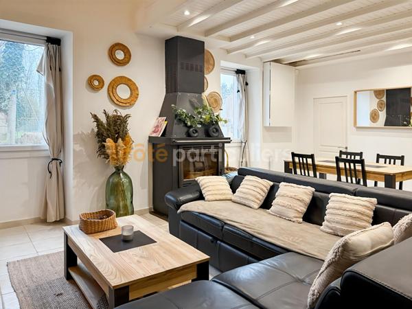 Location
                Local commercial140 m² - 8 Pièces -
                    BRIE COMTE ROBERT (77170)