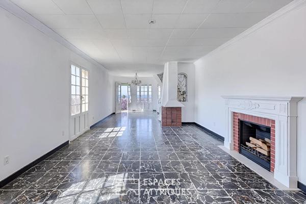 Architecture singulière et vue mer panoramique