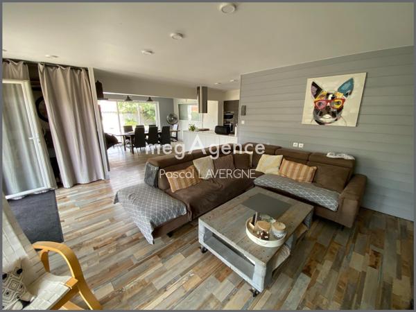 Maison à CHALLANS, 85300 - 5 pièces 120m²