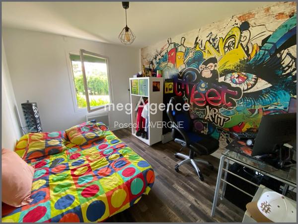 Maison à CHALLANS, 85300 - 5 pièces 120m²