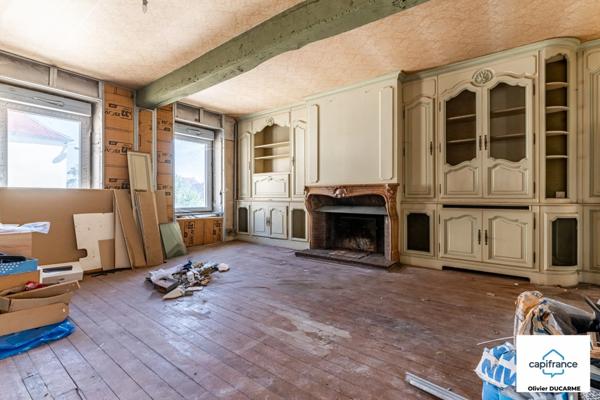 Immeuble mixte à vendre MIREBEAU SUR BEZE (21) pour investisseur excellente rentabilité