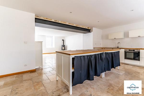 Immeuble mixte à vendre MIREBEAU SUR BEZE (21) pour investisseur excellente rentabilité