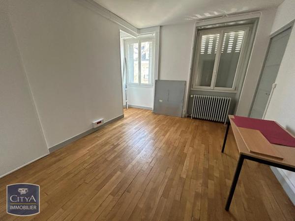 Local professionnel à louer Alençon (61000)