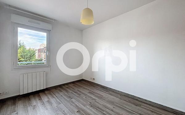 Appartement à louer    2 pièces •  Montrouge