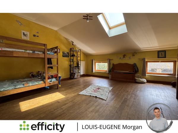 Maison 8 pièces - 233 m² Exclusivité efficity