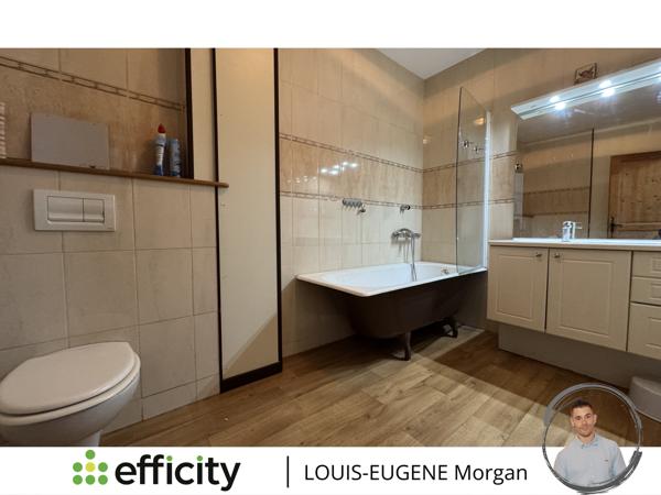 Maison 8 pièces - 233 m² Exclusivité efficity