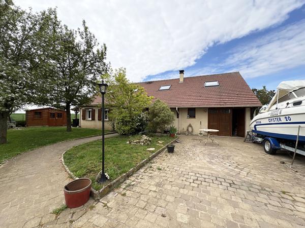 Maison familiale 7 chambres sans vis-à-vis / Proche Dourdan et Étampes - 8 pièces 146.12 m²