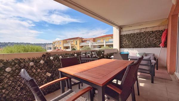 A VENDRE NICE - 3 PIÈCES AVEC TERRASSE, PISCINE ET GARAGE