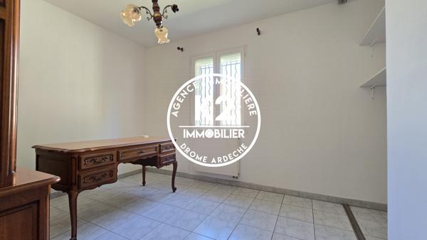 MONTELIMAR - PLAIN PIED -TERRAIN 856 M²
