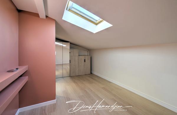 Maison à vendre 5 pièces - 4 Chambres - 122 m2 - FONTAINES SAINT MARTIN (69270)