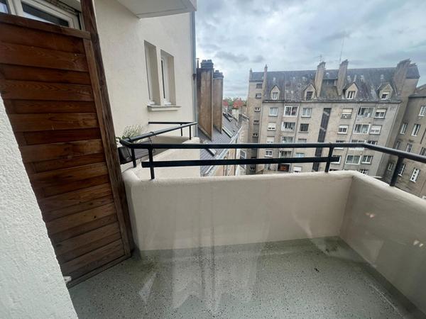 APPARTEMENT T3,  
Nantes 44000