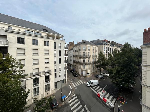 APPARTEMENT T3,  
Nantes 44000