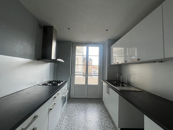 APPARTEMENT T3,  
Nantes 44000