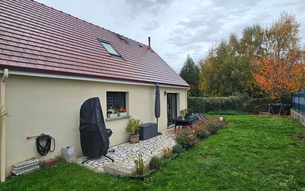 Maison à vendre    4 pièces •  Limetz-Villez