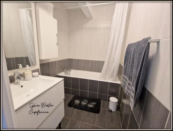 Appartement à vendre 4 pièces LIVRY GARGAN - 84 m2 - Balcon, une cave et deux places de parking