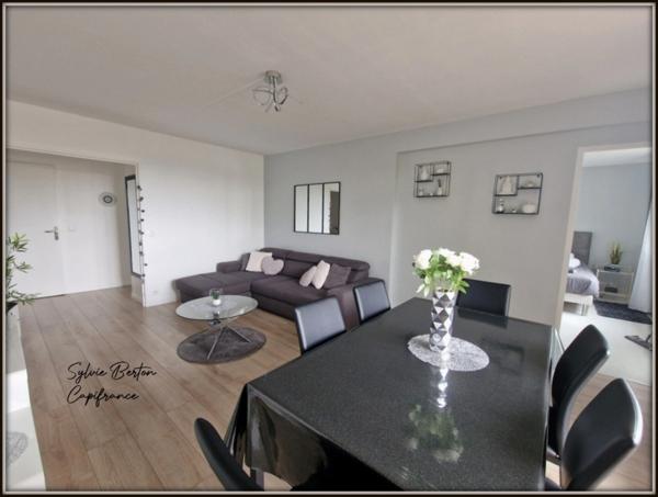 Appartement à vendre 4 pièces LIVRY GARGAN - 84 m2 - Balcon, une cave et deux places de parking