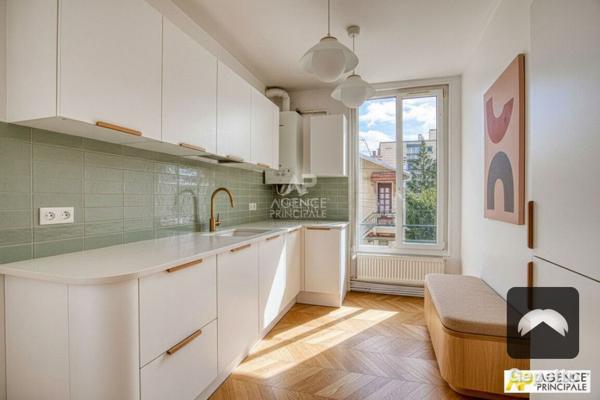 Versailles Montreuil Appartement 2 pièces 40.36 m2 carrez situé au 1er et dernier étage avec jardin privatif et box 265 000 € **  - Référence  28450