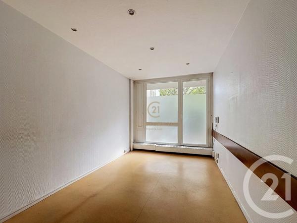 Appartement F7 à vendre  7 pièces - 137,81 m 2   VILLEURBANNE  - 69