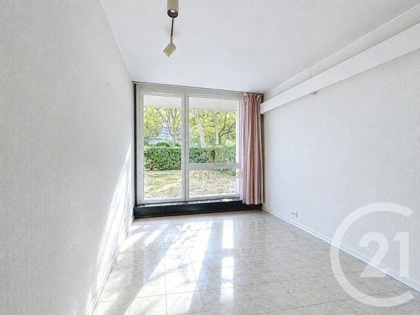Appartement F7 à vendre  7 pièces - 137,81 m 2   VILLEURBANNE  - 69