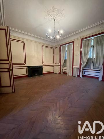 Immeuble à vendre 470 m² Montargis