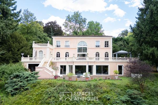 Demeure de prestige au sein d’un parc privé avec piscine et étang