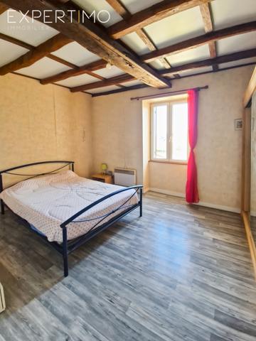 Tocane-Saint-Apre (24350) Maison à vendre de 94 m² , trois chambres, cour extérieur secteur Tocane