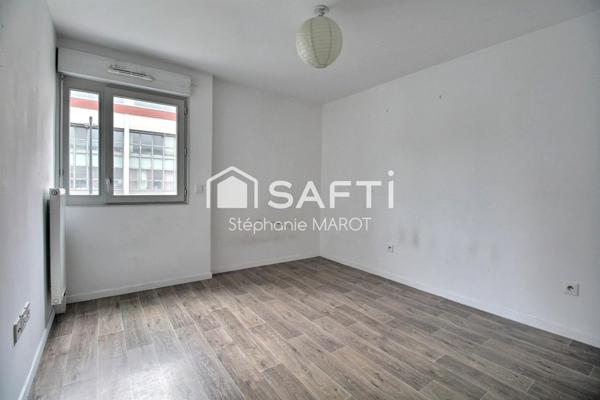 Appartement T3 récent avec balcon et parking