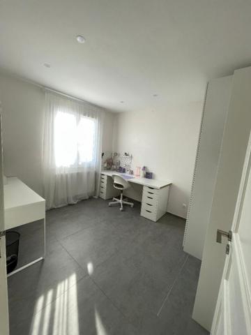 Maison  6 pièce(s) 127 m2