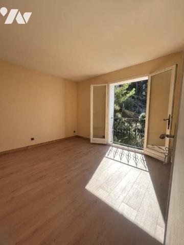 Maison T7 Studio indep. Garages Dépendances