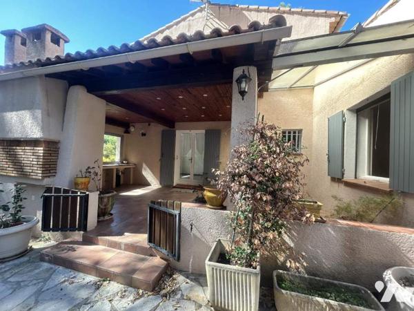 Maison T7 Studio indep. Garages Dépendances