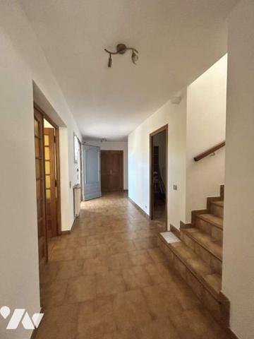 Maison T7 Studio indep. Garages Dépendances