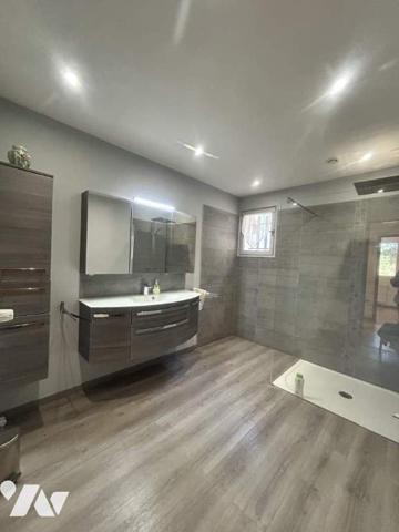 Maison T7 Studio indep. Garages Dépendances