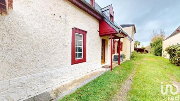 Maison 4 pièces de 144 m² à Lembeye (64350)
