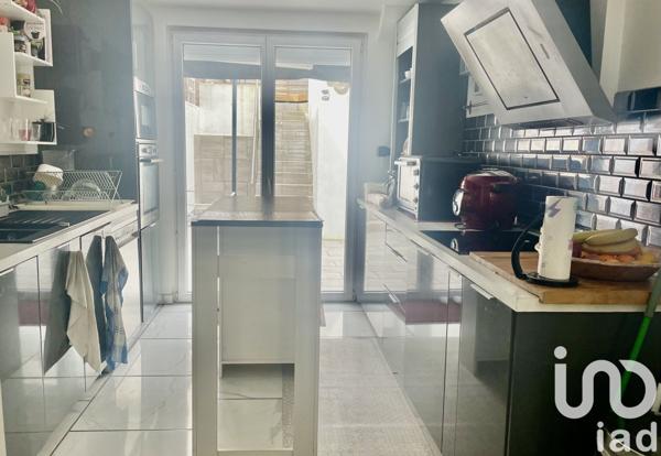 Maison de ville 5 pièces de 118 m² à Saint-Nicolas (62223)