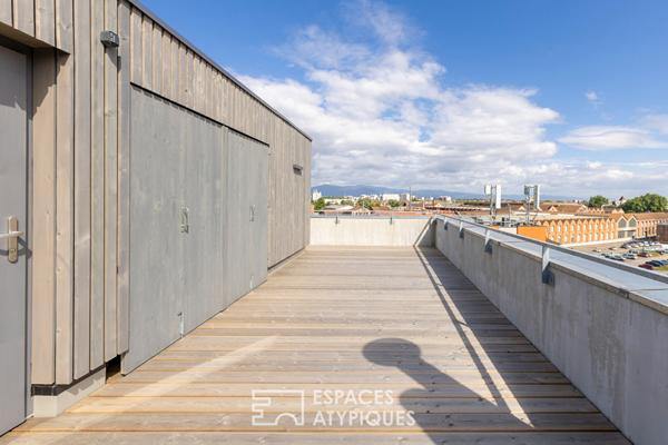 Loft contemporain avec terrasse et rooftop quartier Fonderie
