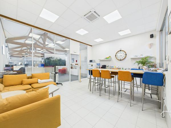 Local commercial Valence 190 m2