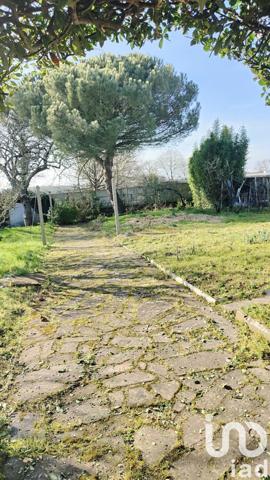 Maison 5 pièces de 102 m² à Grosbreuil (85440)